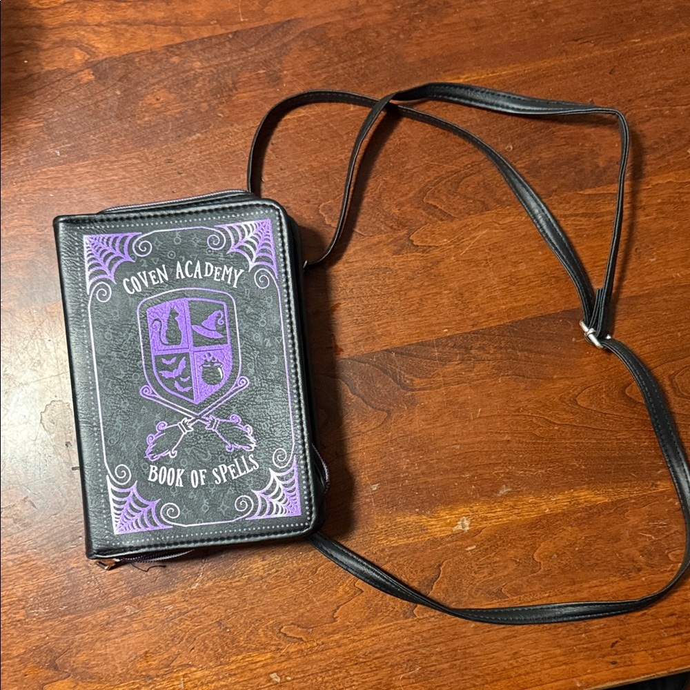 Spirit Black Polyurethane Bag